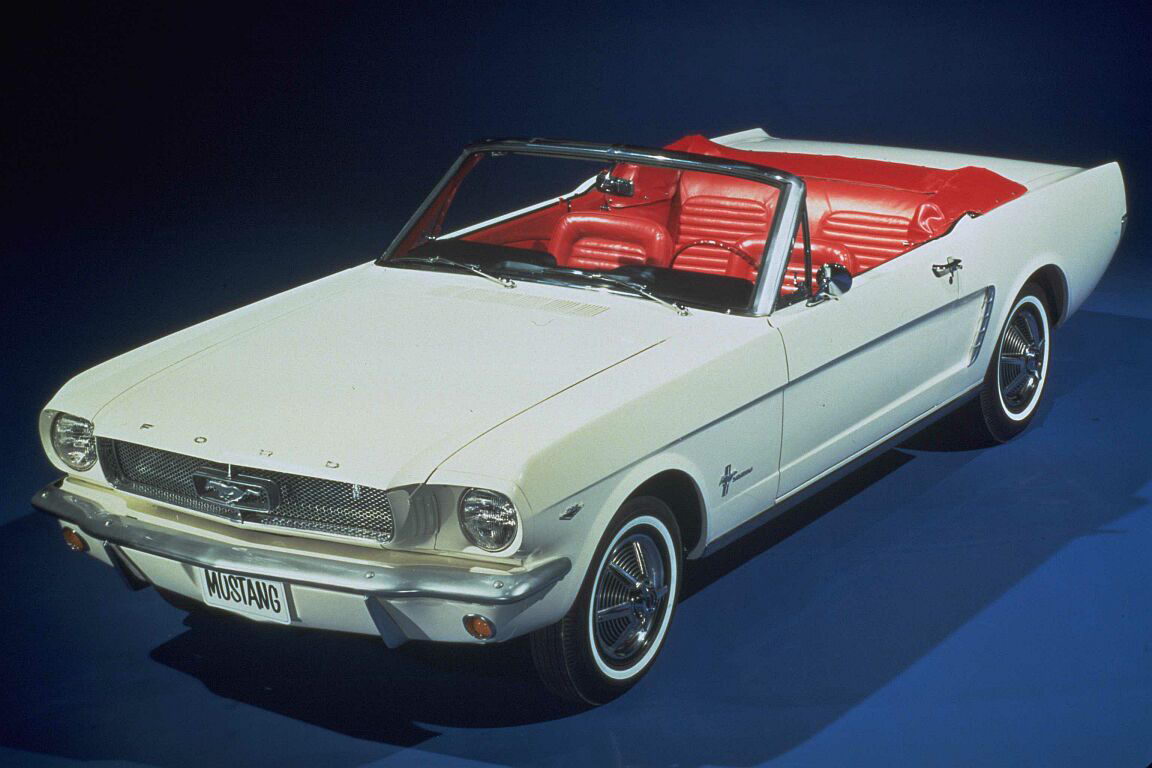 Ford Mustang (1964).jpg
